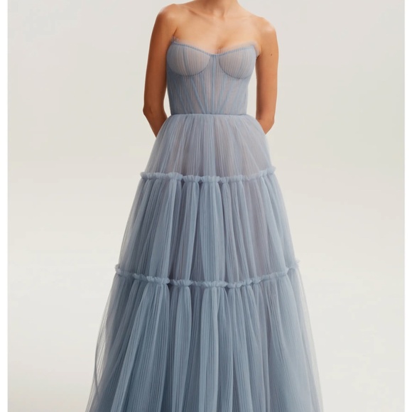 Evening Dress - Picture 5 of 8